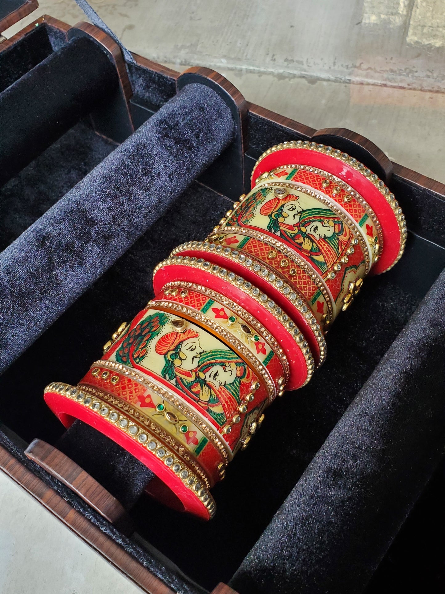Raja Rani Kundan Bangles
