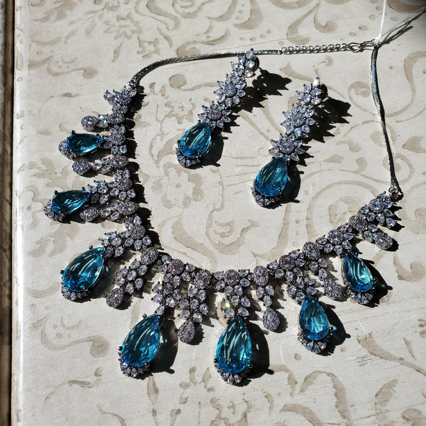 Icy Blue Zircon Necklace Set